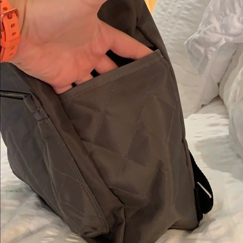 Backpack - Picture 2 of 7